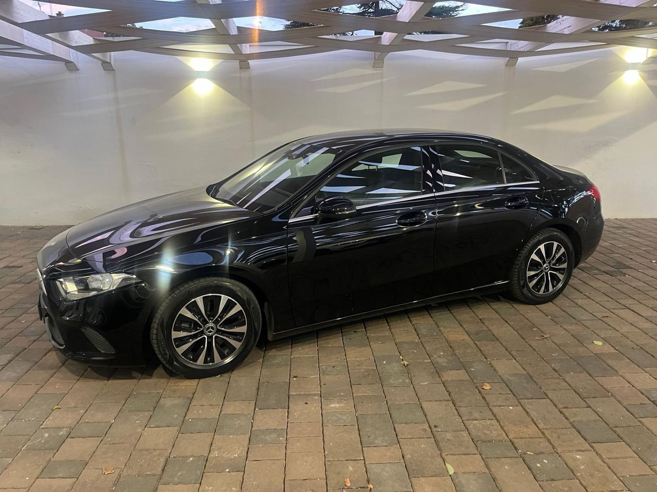 Mercedes-benz A 180 d Automatic Business