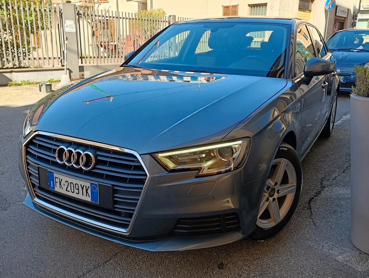 Audi A3 SPB 1.4 TFSI g-tron 1.000 km di autonomia