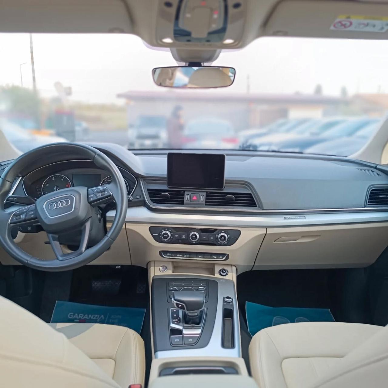 Audi Q5 2.0 TDI quattro S tronic Business Sport