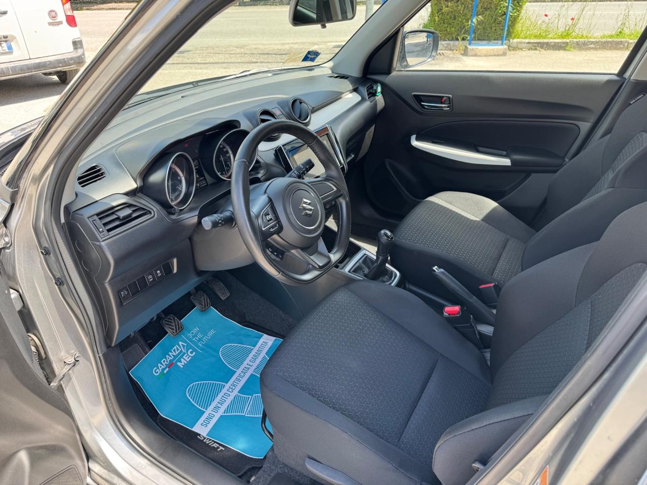 Suzuki Swift 1.2 benzina hybrid 4 cilindri