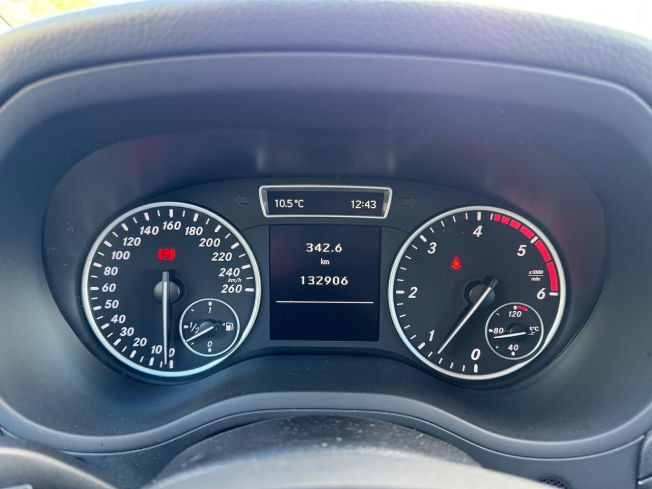 Mercedes-benz B 200 CDI Executive 130.000km