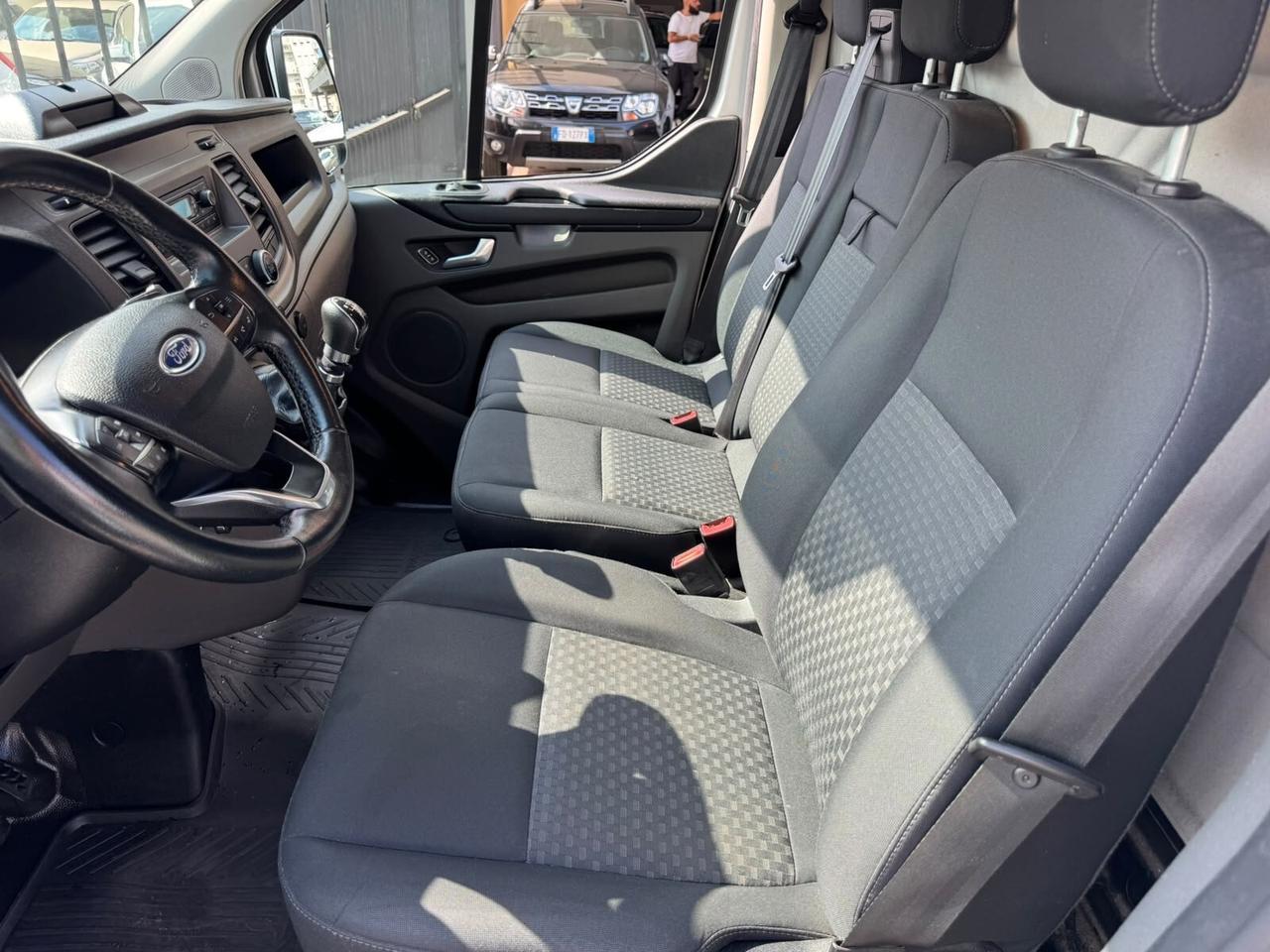 Ford Transit custum ibrido disel