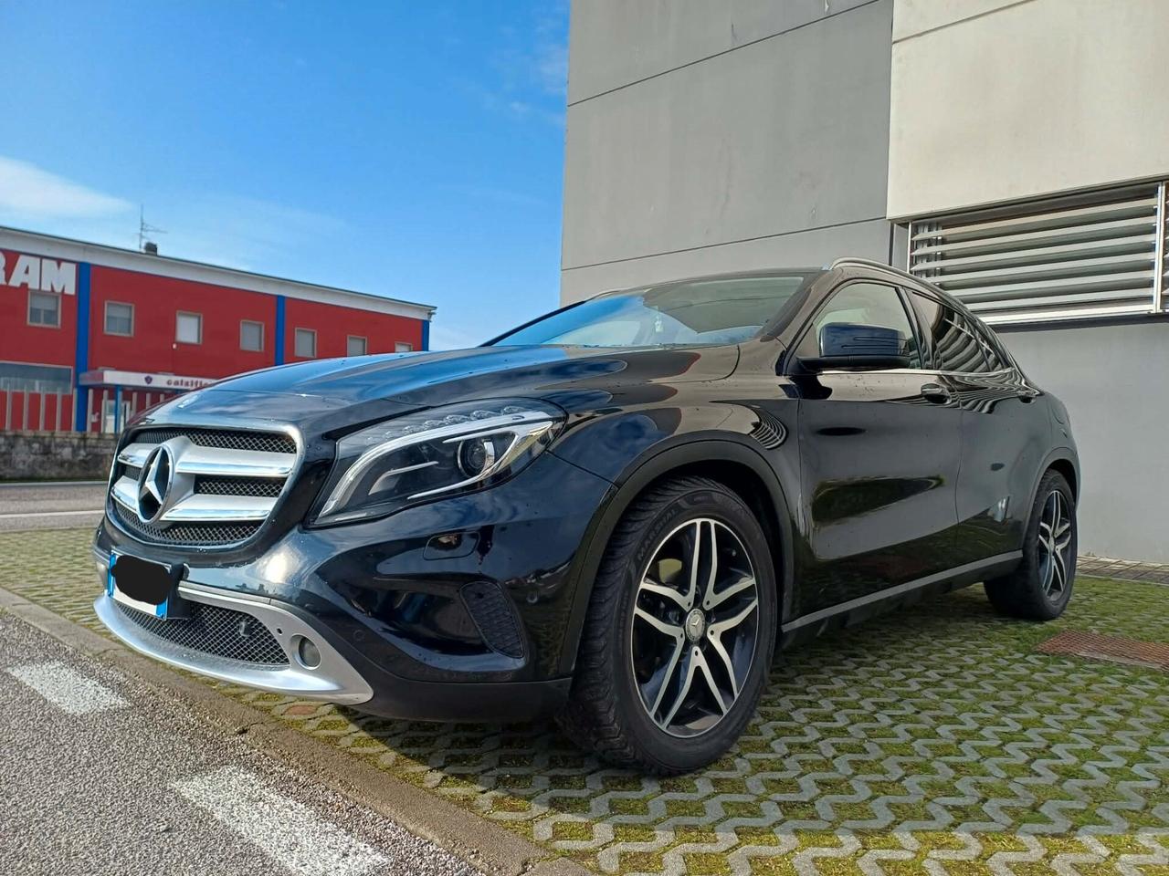 Mercedes-benz GLA 200 d Automatic 4Matic Premium