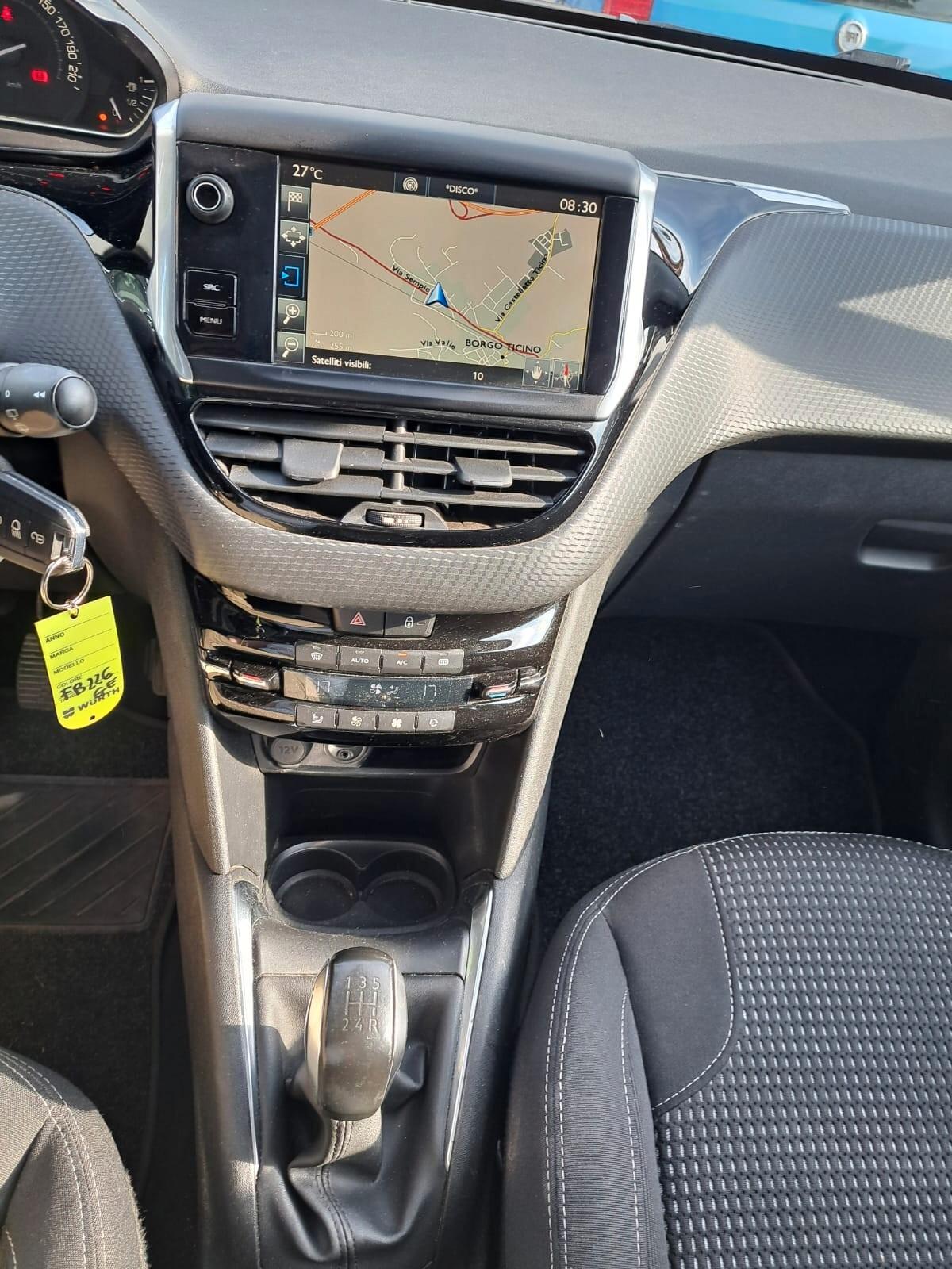 Peugeot 208 PureTech 82 5 porte Allure