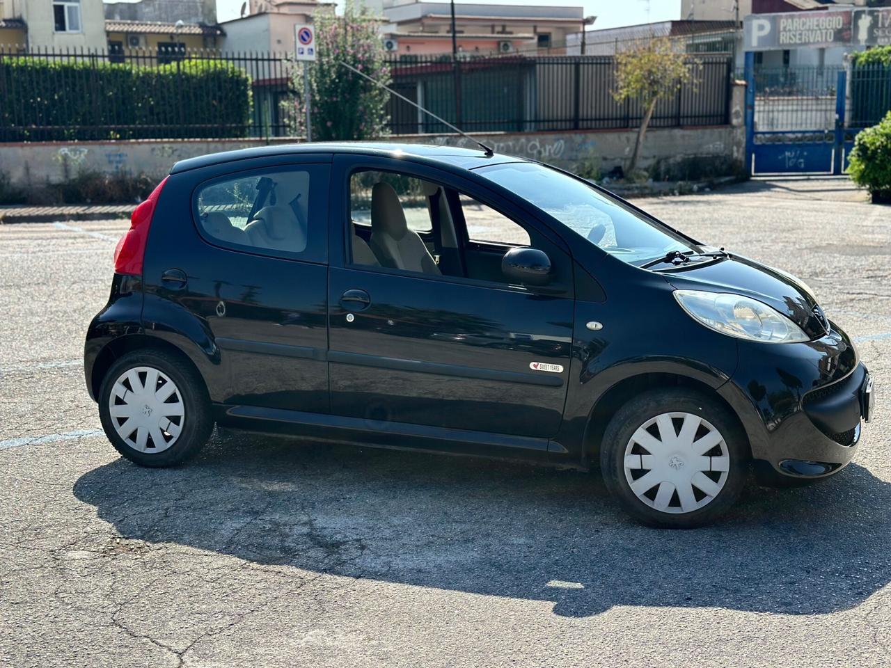 Peugeot 107 1.0 Benzina 68 Cv Clima