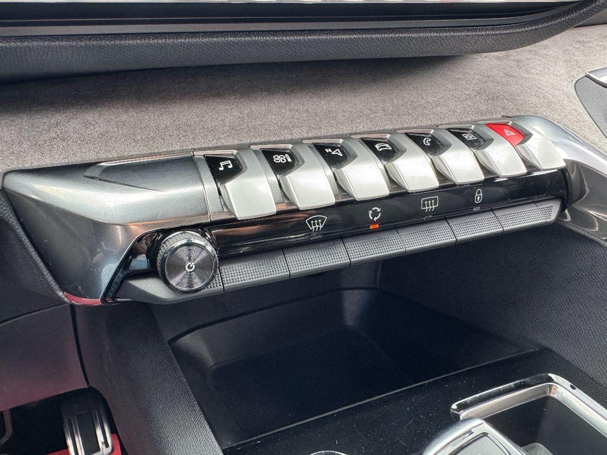 PEUGEOT - 3008 1.5 bluehdi GT 130cv eat8#FARI FULL LED!