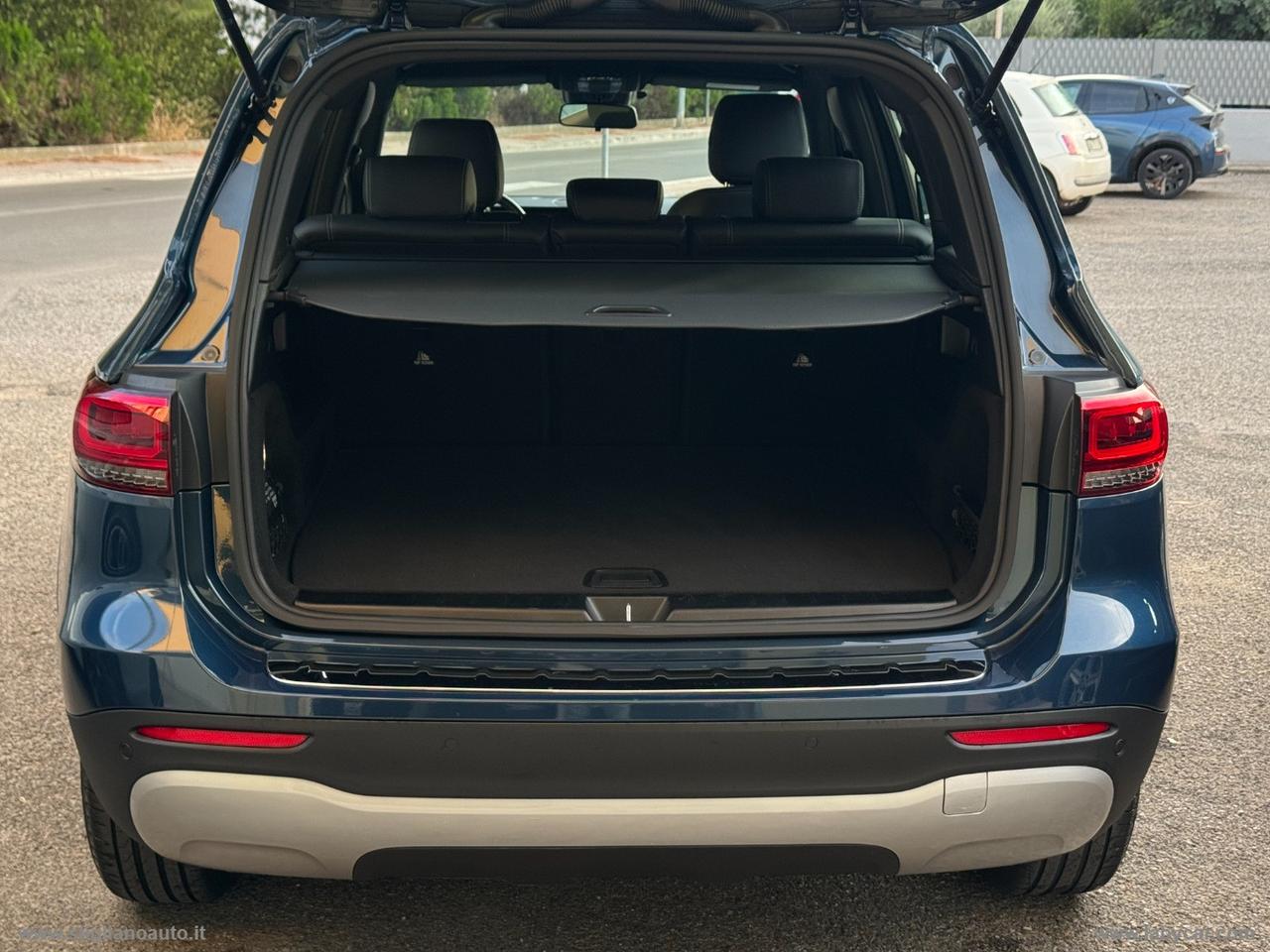 MERCEDES-BENZ GLB 220 d Automatic 4Matic Sport