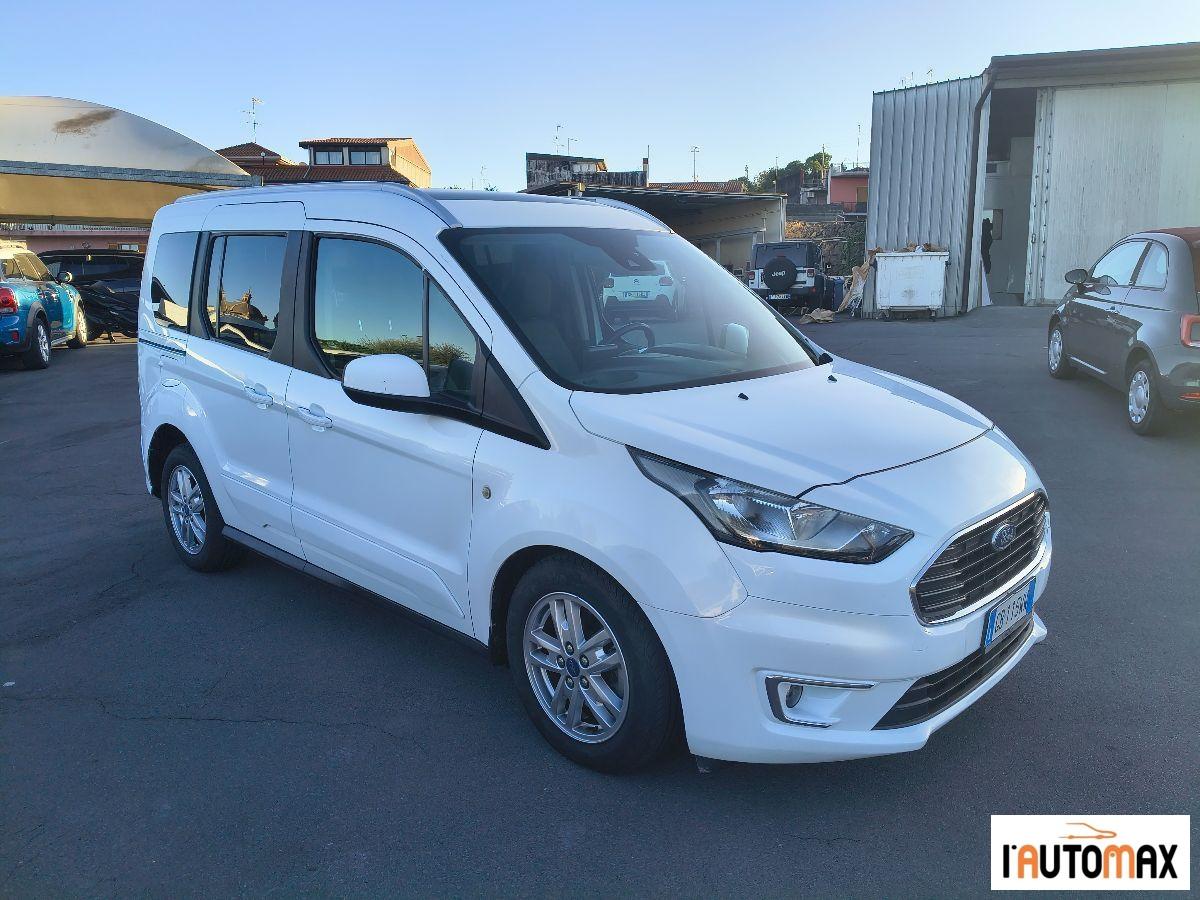 FORD - Tourneo Connect - 1.5 TDCi 120CV aut. Tit.