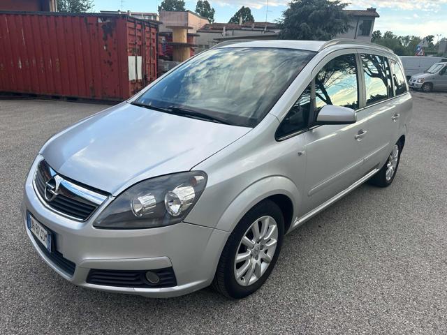 OPEL Zafira 1.9 CDTI 120CV Cosmo senza nessun lavoro da fare