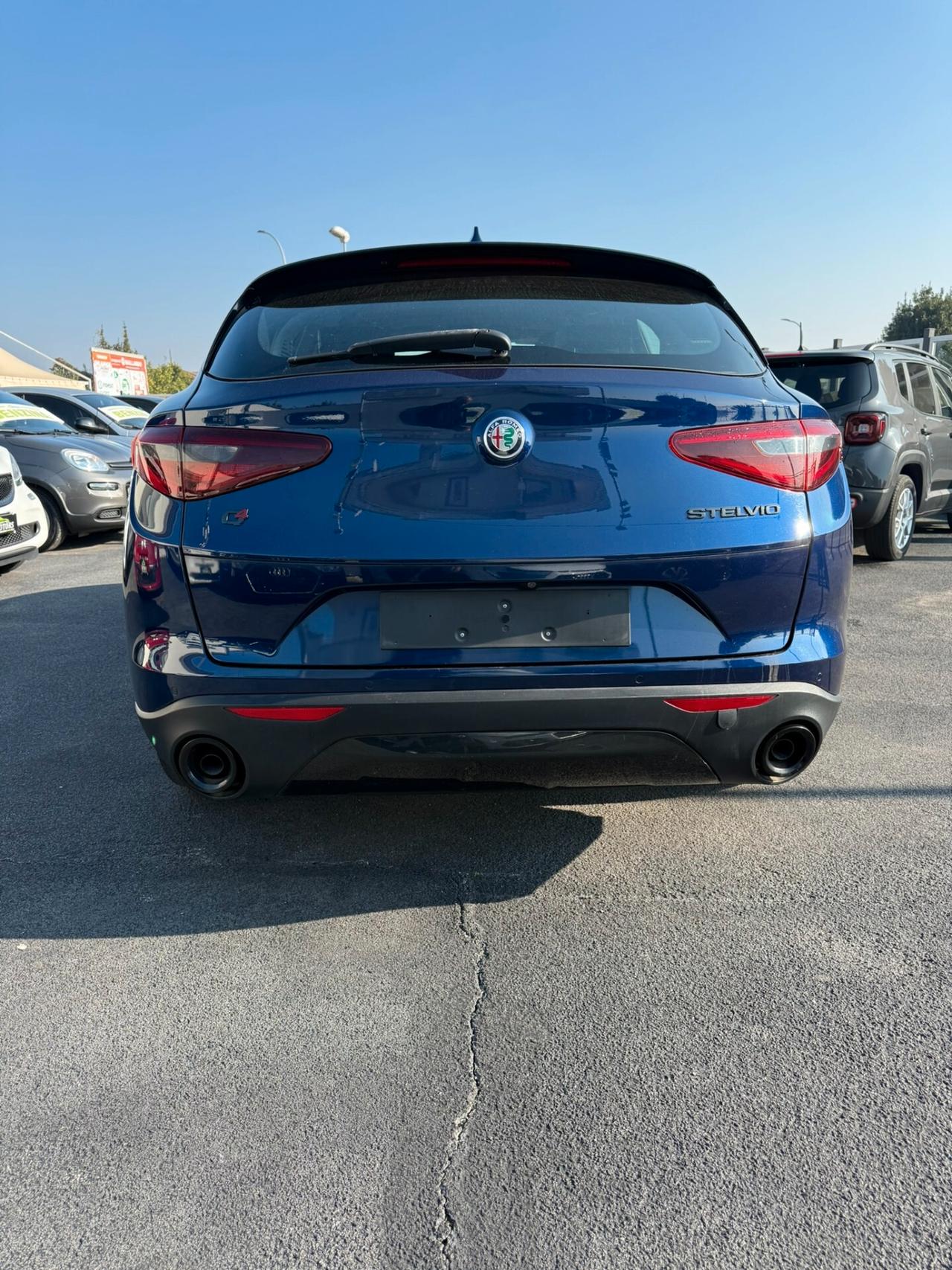 Stelvio 2.0 Turbo 200 CV AT8 Q4 Sprint 02/2021