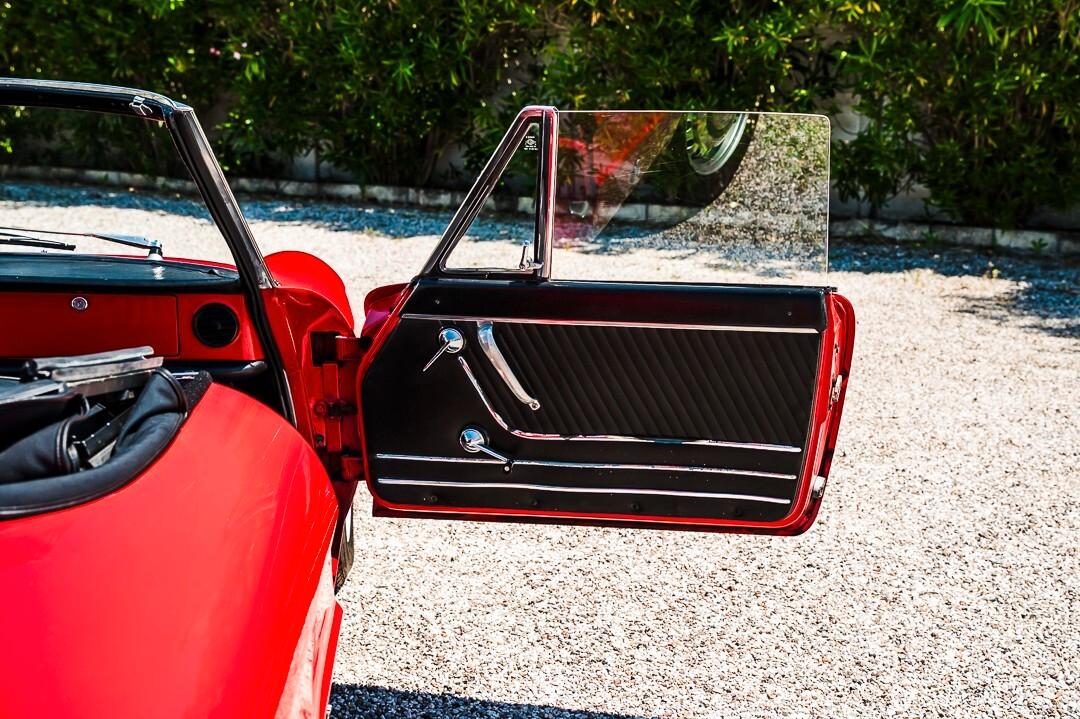 Alfa Romeo Spider Junior 1.3 “Osso di Seppia”