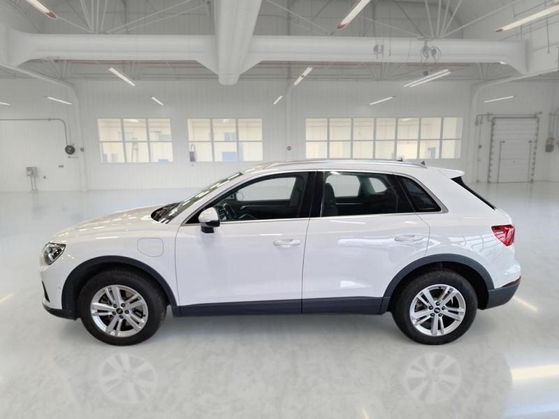 AUDI Q3 45 TFSI e S tronic Business