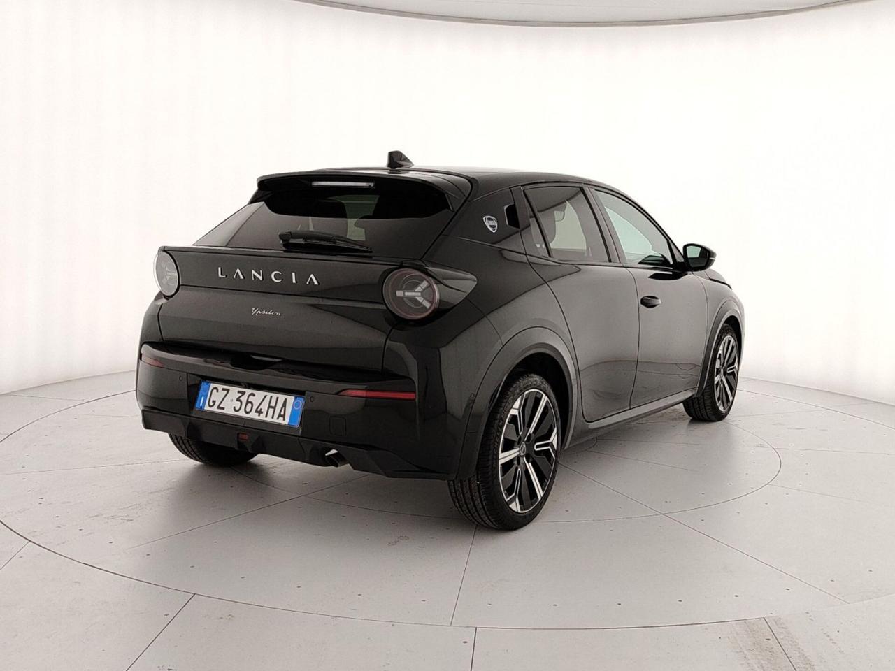 Lancia Ypsilon Hybrid e-DCT LX