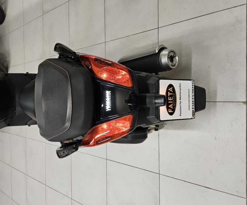 Yamaha X-Max 250 - 2012