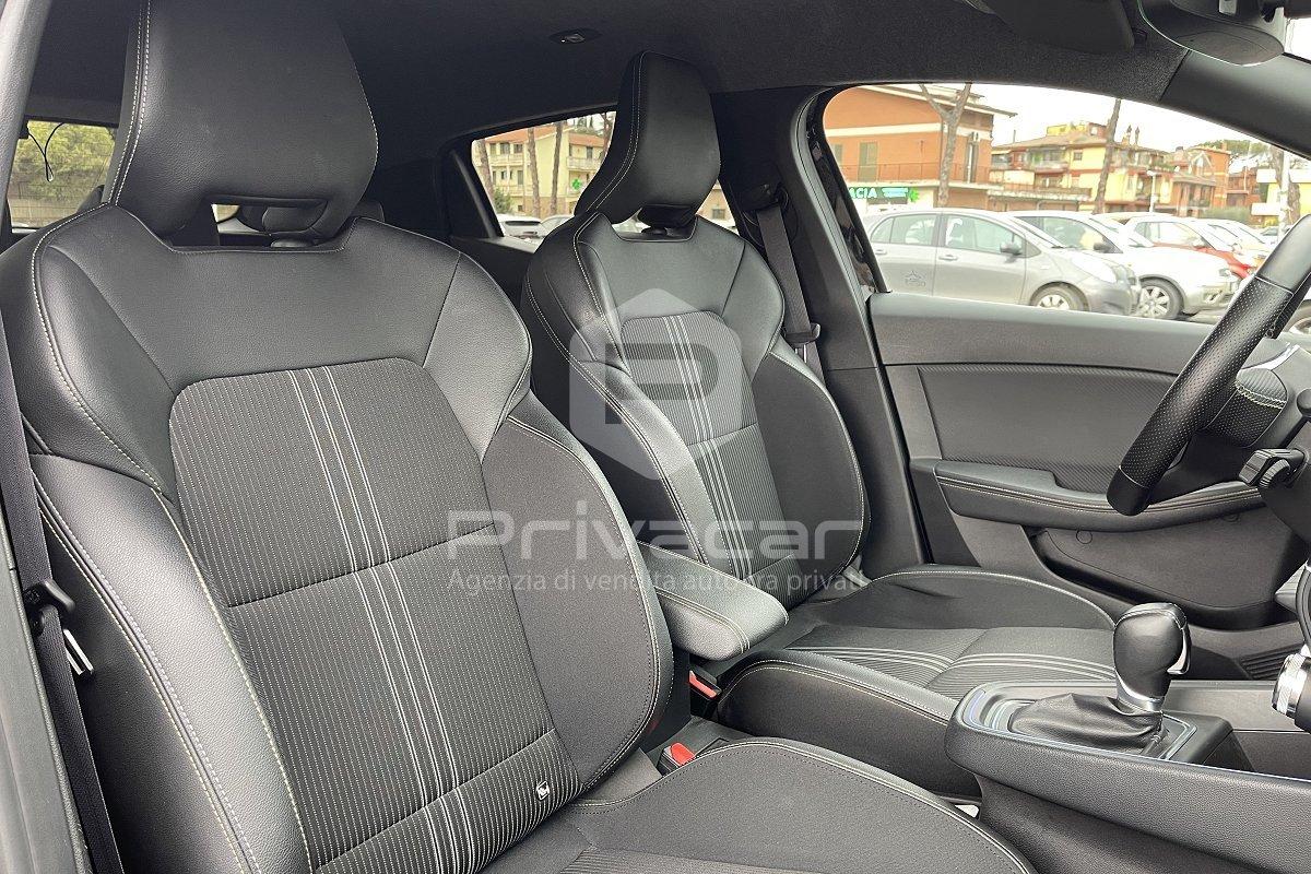 RENAULT Clio Full Hybrid E-Tech 145 CV 5 porte Engineered