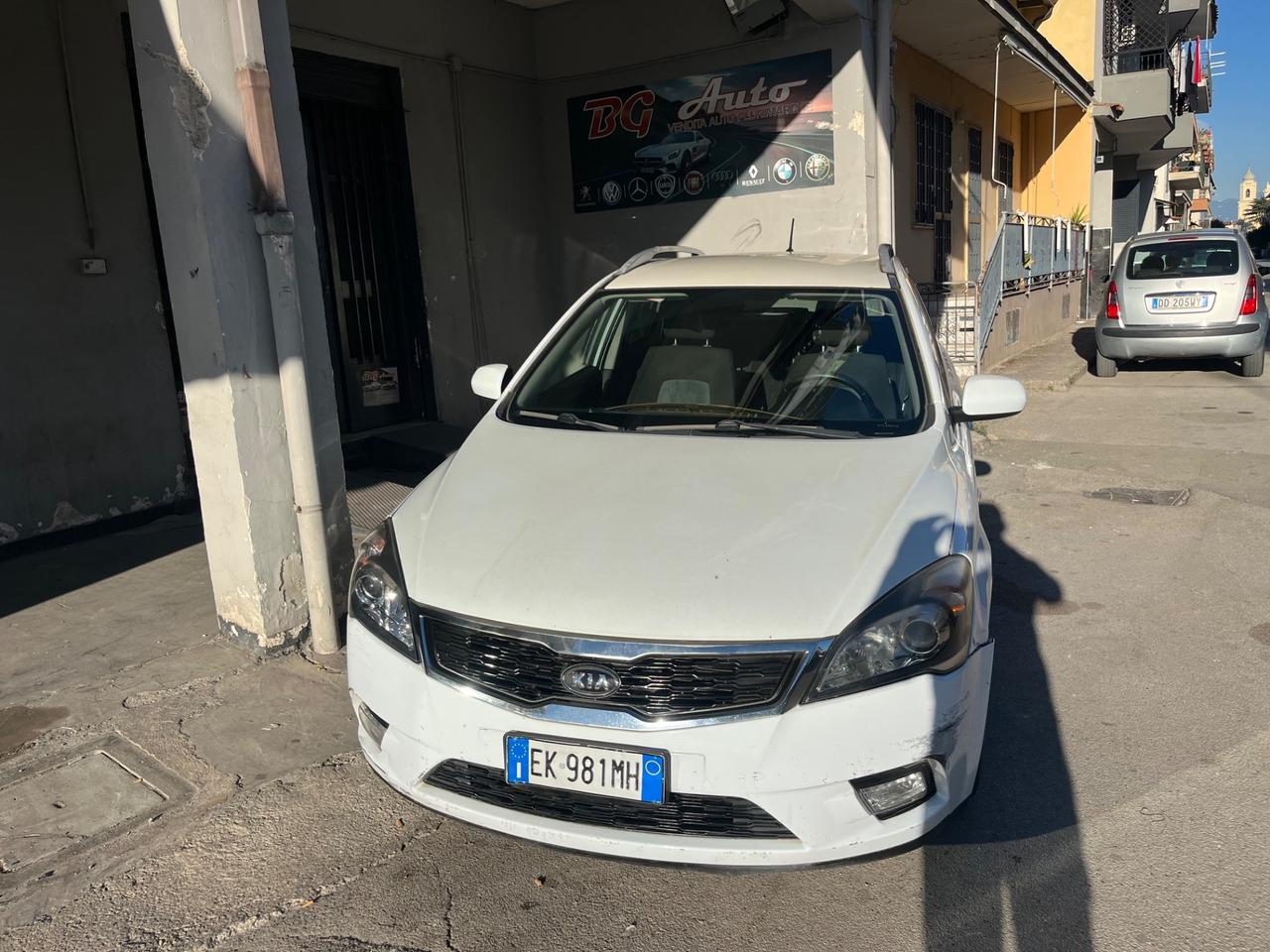 Kia Ceed cee'd Sp. Wag. 1.6 gpl optional
