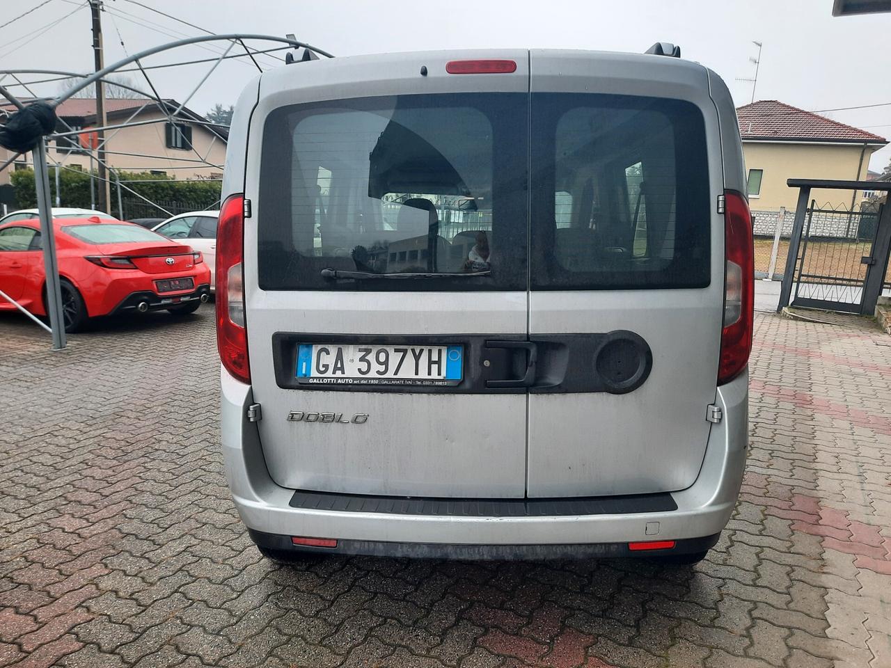 Fiat Doblo JTD LOUNGE CLIMATIZZATORE VOL. MULTIFUNZIONI GOMME 4 STAGIONI RADIO TOUCH SCRENN BLUETOOTH