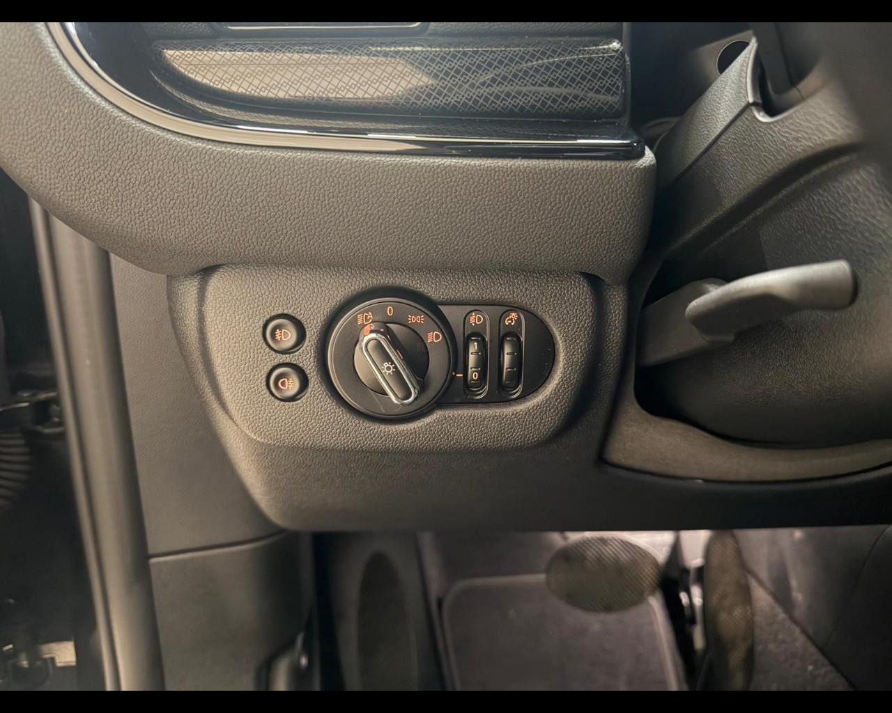 MINI Mini Clubman (F54) - Mini 1.5 One D Business Clubman