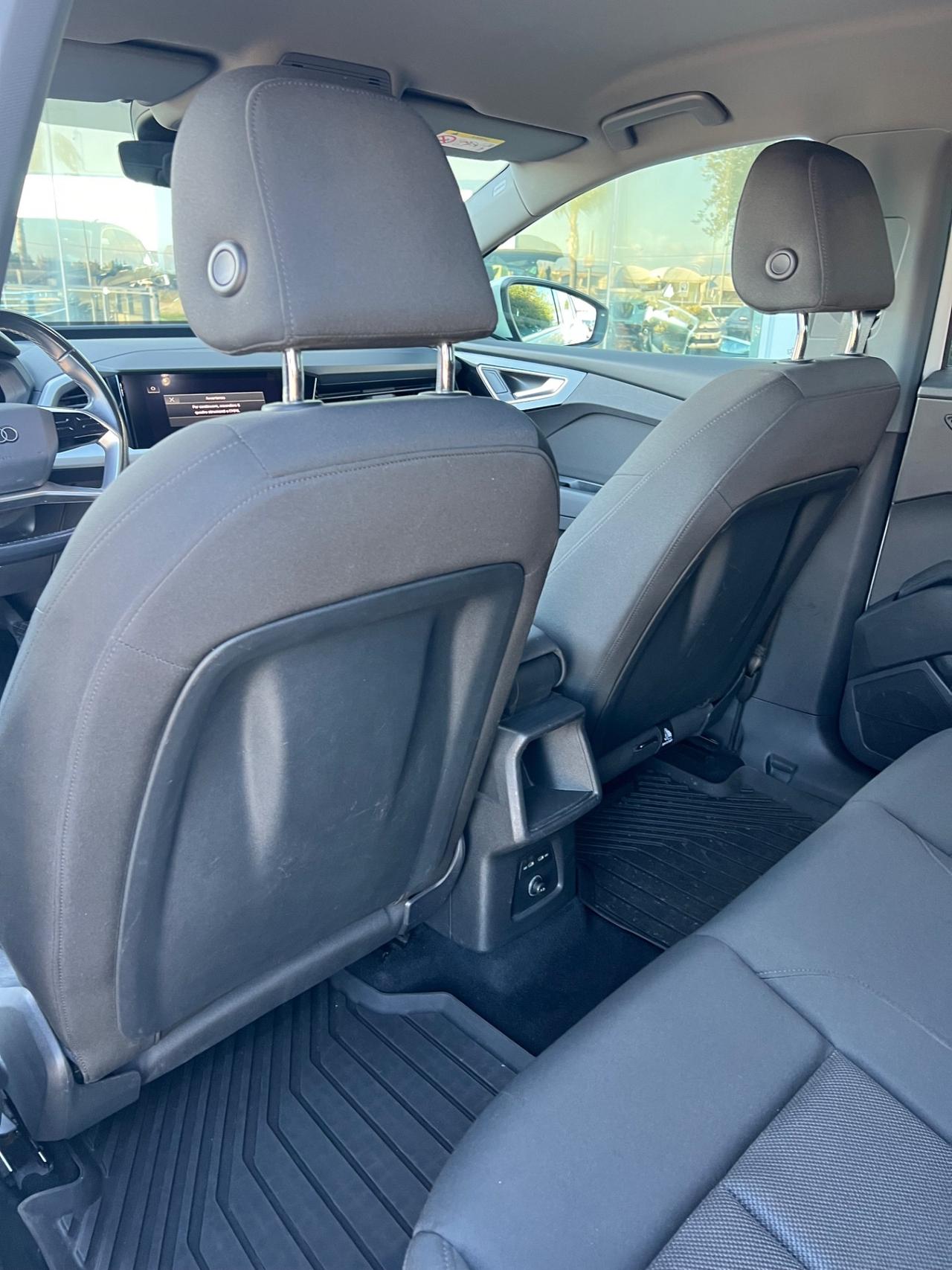 Audi Q4 e-tron Spb 50 Sline possibilità noleggio no scoring