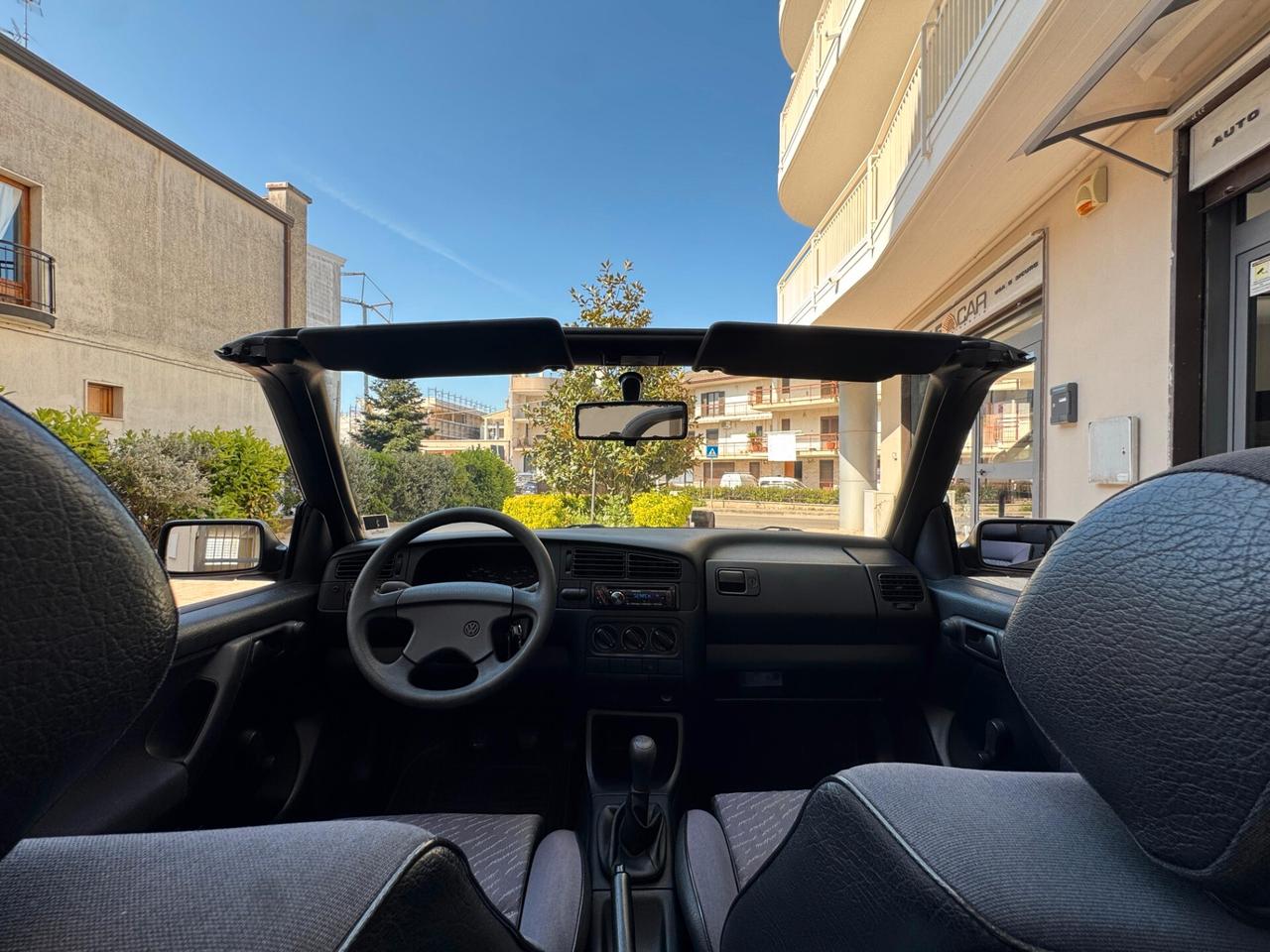 Volkswagen Golf Cabriolet 1.8 75 cv cat Avantgarde