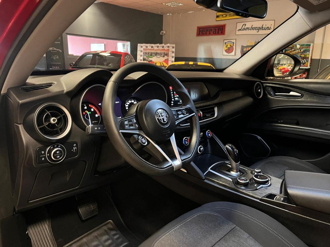 Alfa Romeo Stelvio Q4