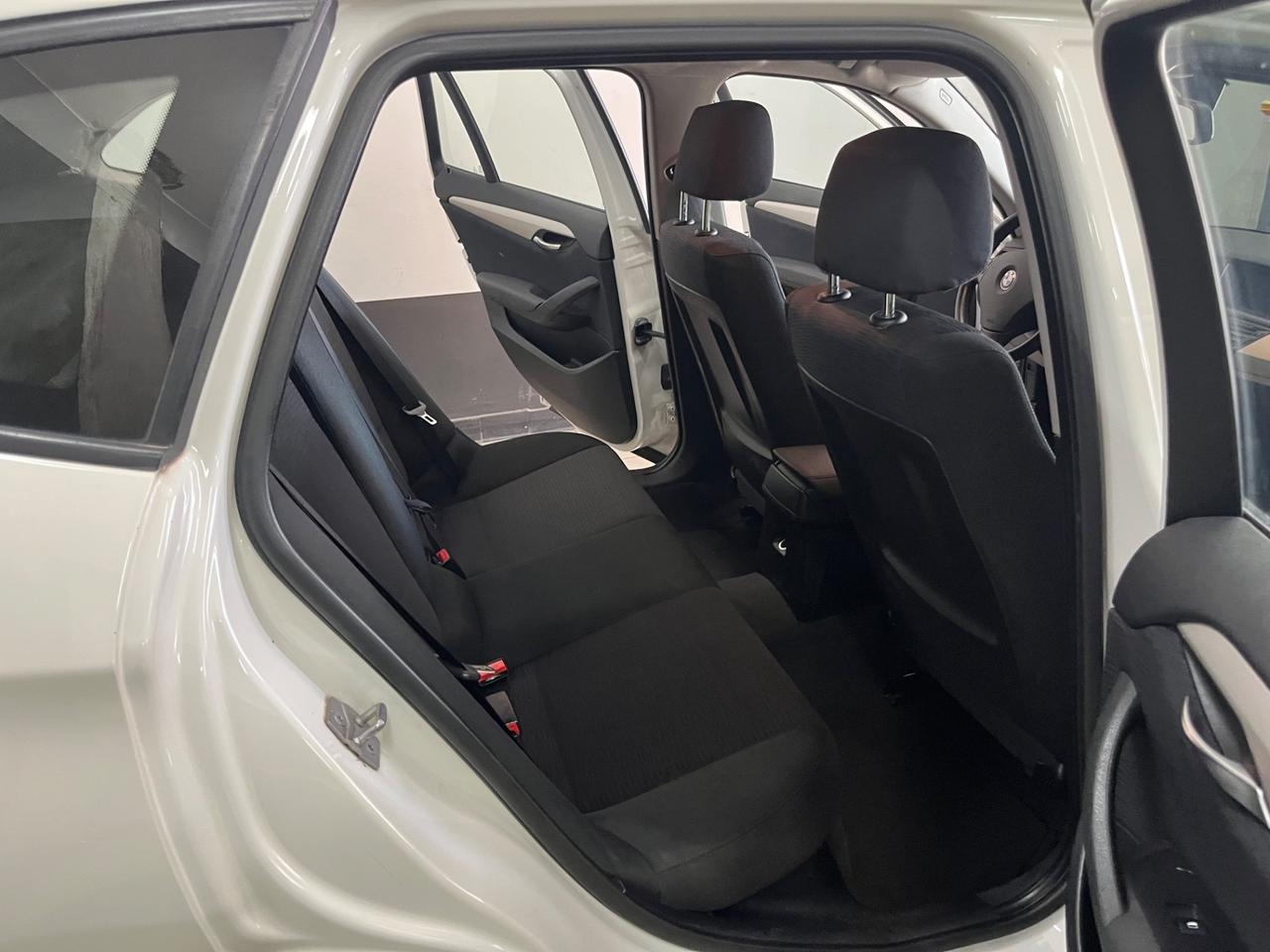 Bmw X1 xDrive18d automatico 12/2014