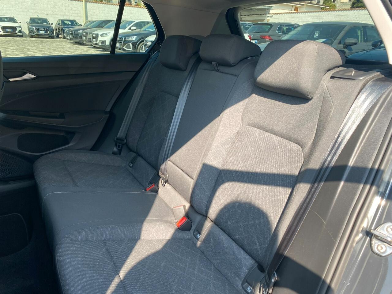 Volkswagen Golf Life 2.0 TDI 116CV