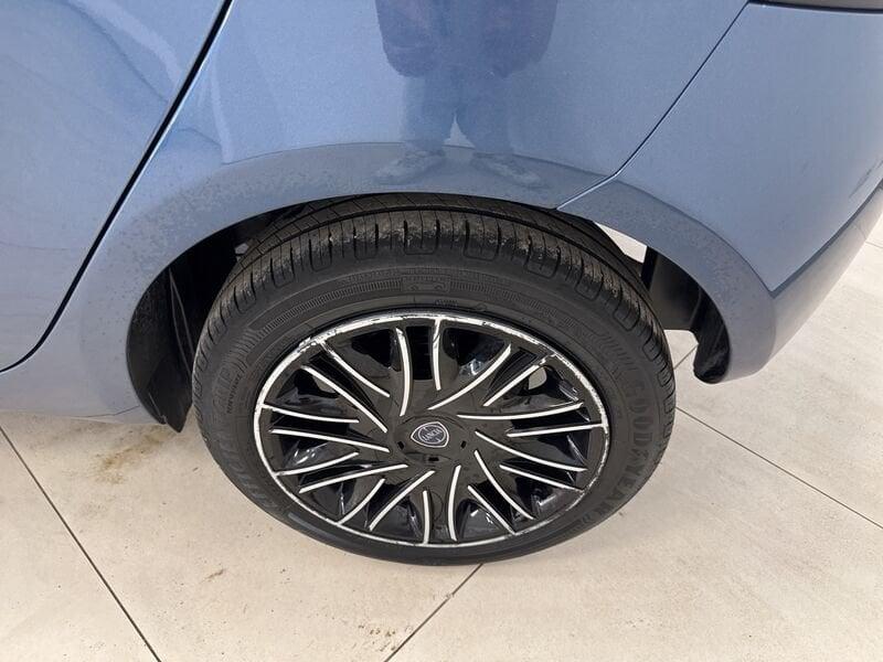 Lancia Ypsilon Ypsilon 1.0 FireFly 5 porte S&S Hybrid Ecochic Gold