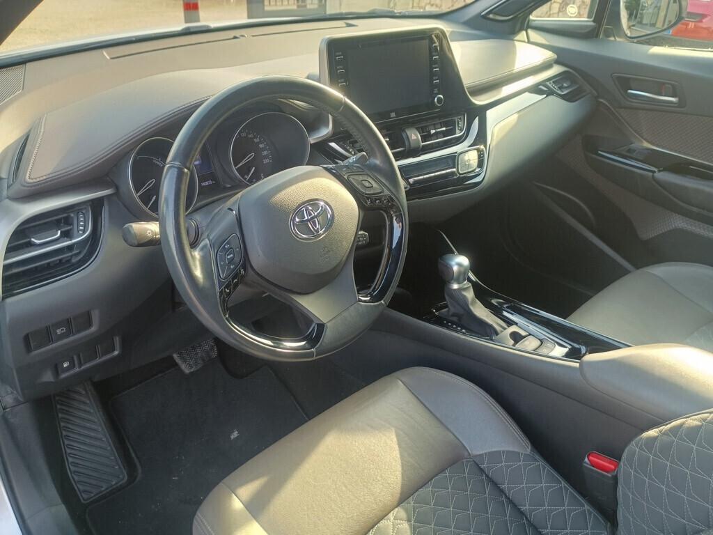 Toyota C-HR 1.8 Hybrid E-CVT Lounge