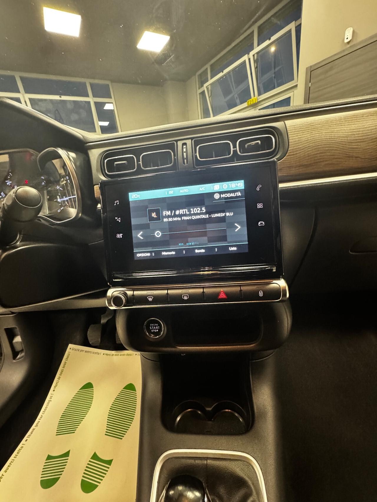 CITROEN C3 1.2 BENZINA MY2022 SHINE