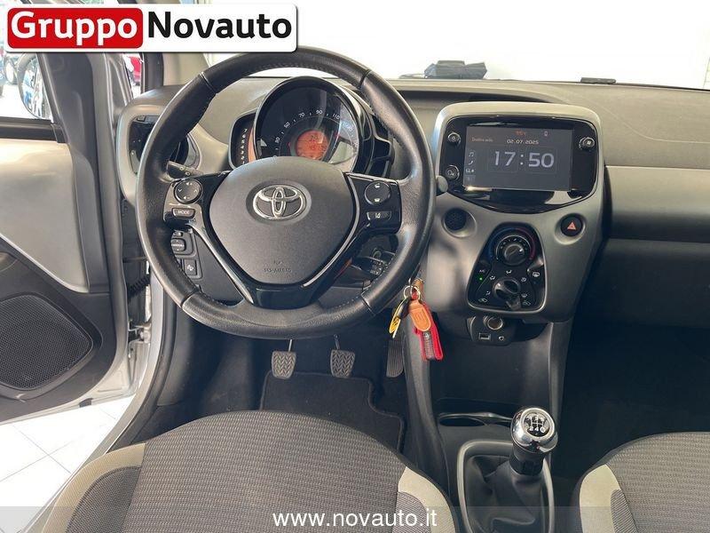 Toyota Aygo Aygo Connect 1.0 VVT-i 72 CV 5 porte x-play