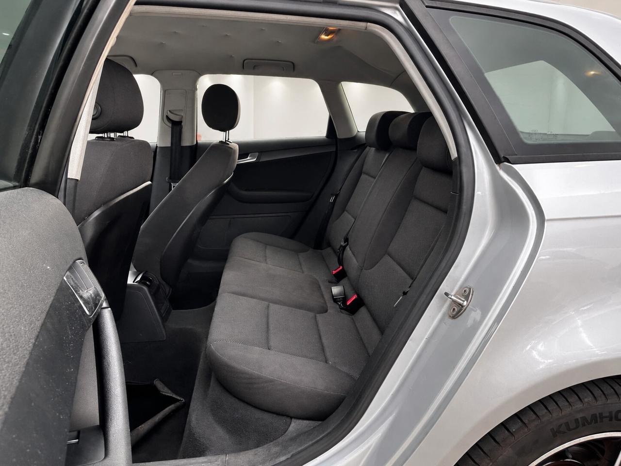 Audi A3 SPB 1.6 TDI 105 CV CR Ambition