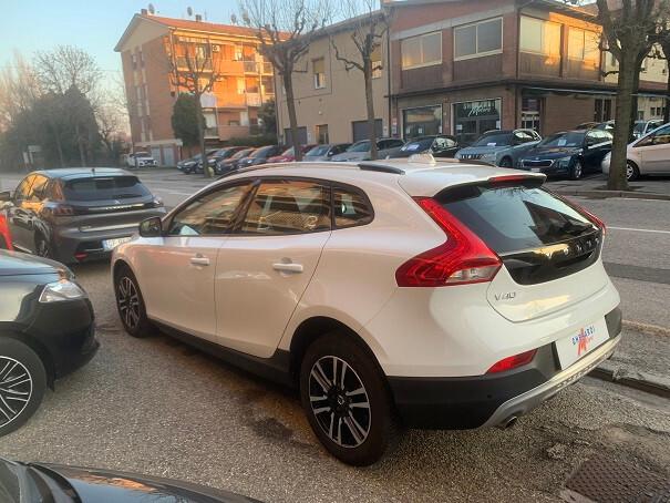 Volvo V40 Cross Country V40 Cross Country D2 Geartronic Style Plus