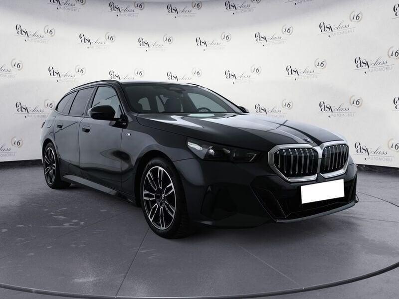 BMW Serie 5 520d xDrive M Sport Gancio Tetto Pelle Camera 360°