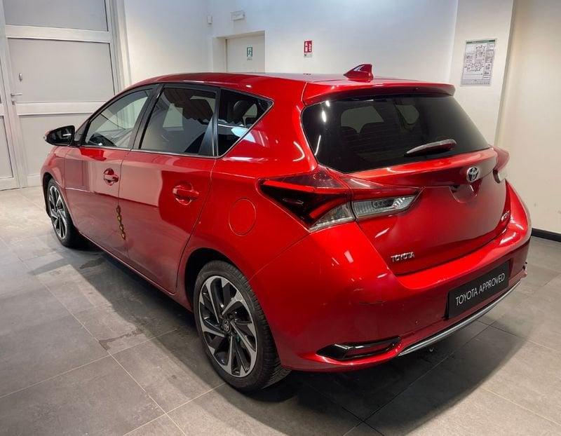 Toyota Auris 1.6 D-4D Lounge