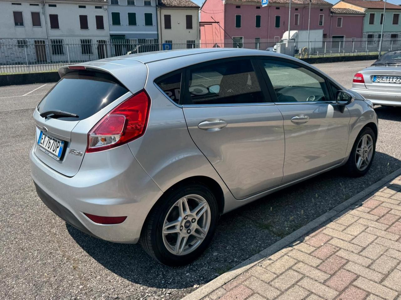 Ford Fiesta 1.5 TDCi 75CV 5 porte Business