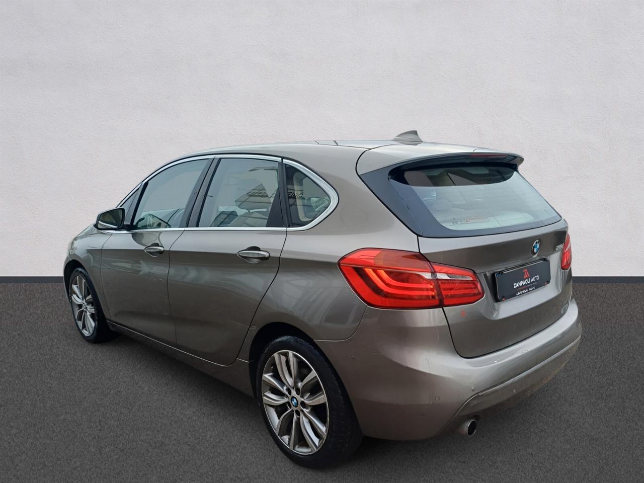 Bmw 218d Active Tourer | da €155 al mese