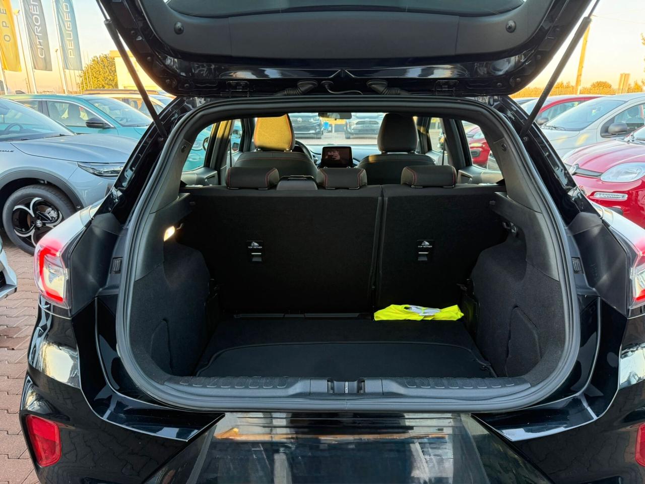 Ford Puma 1.0 EcoBoost Hybrid 125 CV S&S ST-Line