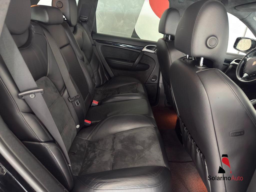Porsche Cayenne 4.8 GTS