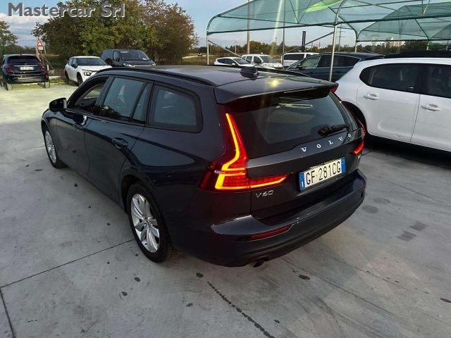 VOLVO V60 V60 2019 2.0 b4 Momentum Business auto - GF281CG