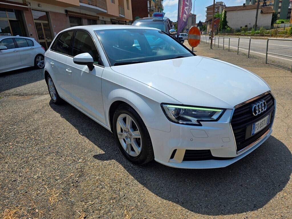 Audi A3 SPORTBACK 35 2.0 TDI 150CV S TRONIC Design