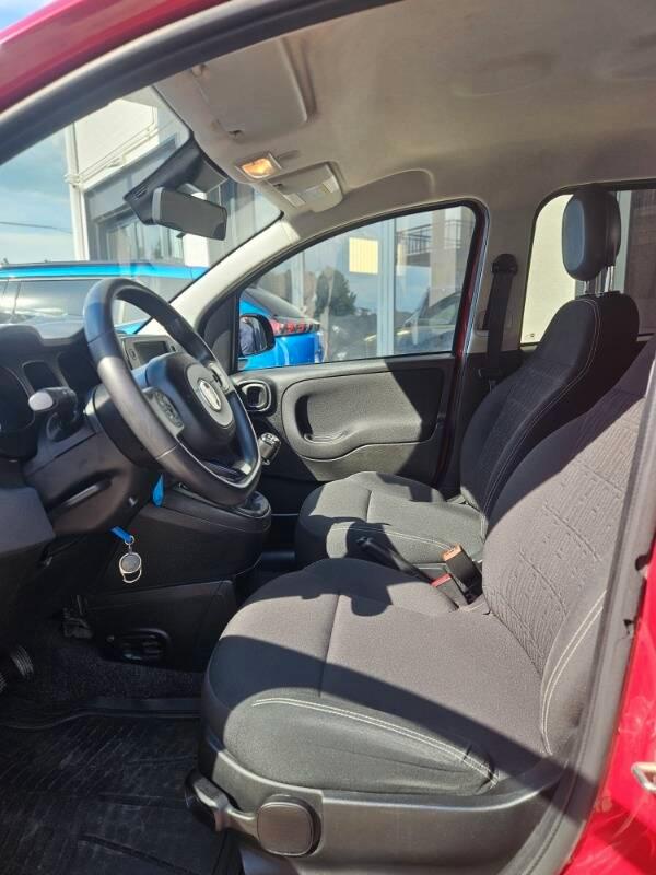 Fiat Panda (Red) 1.0 firefly hybrid City Cross s&s 70cv 5p.ti