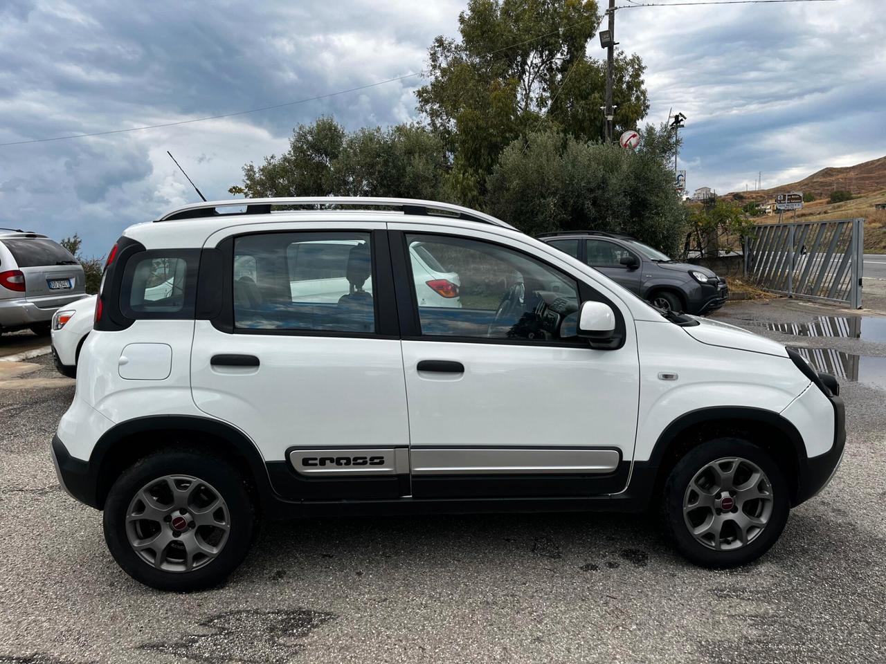 Panda Cross 1.3 MJT 80 CV LOUNGE 4x4