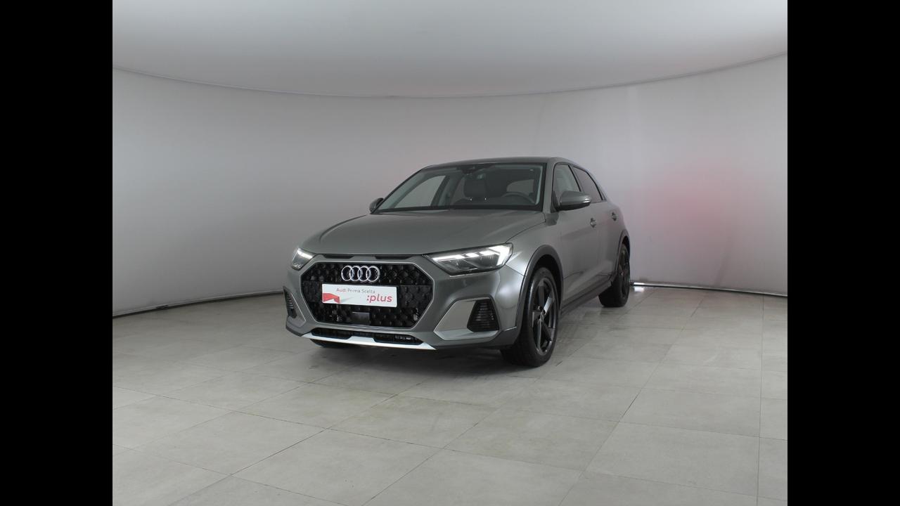 AUDI A1 II 2022 allstreet - A1 allstreet 30 1.0 tfsi Business 116cv