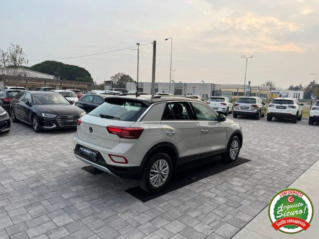VOLKSWAGEN T-Roc 1.0 TSI RESTYLING ANCHE PER NEOPATENTATI