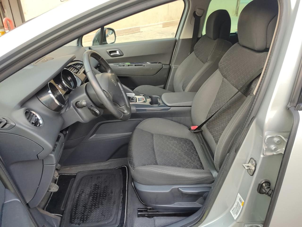 Peugeot 3008 1.6 HDi 115CV PRONTA CONSEGNA