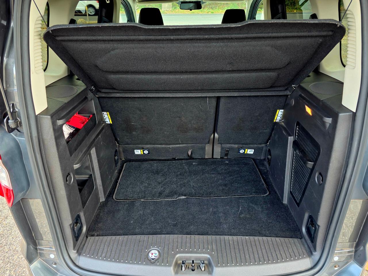 Ford Tourneo Courier 1.5 TDCI 75 CV Sport 2019-E6 Manuale NEO