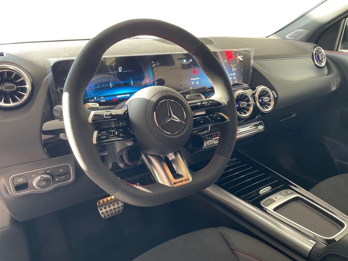 Mercedes-Benz Mercedes-AMG GLA 35 4MATIC