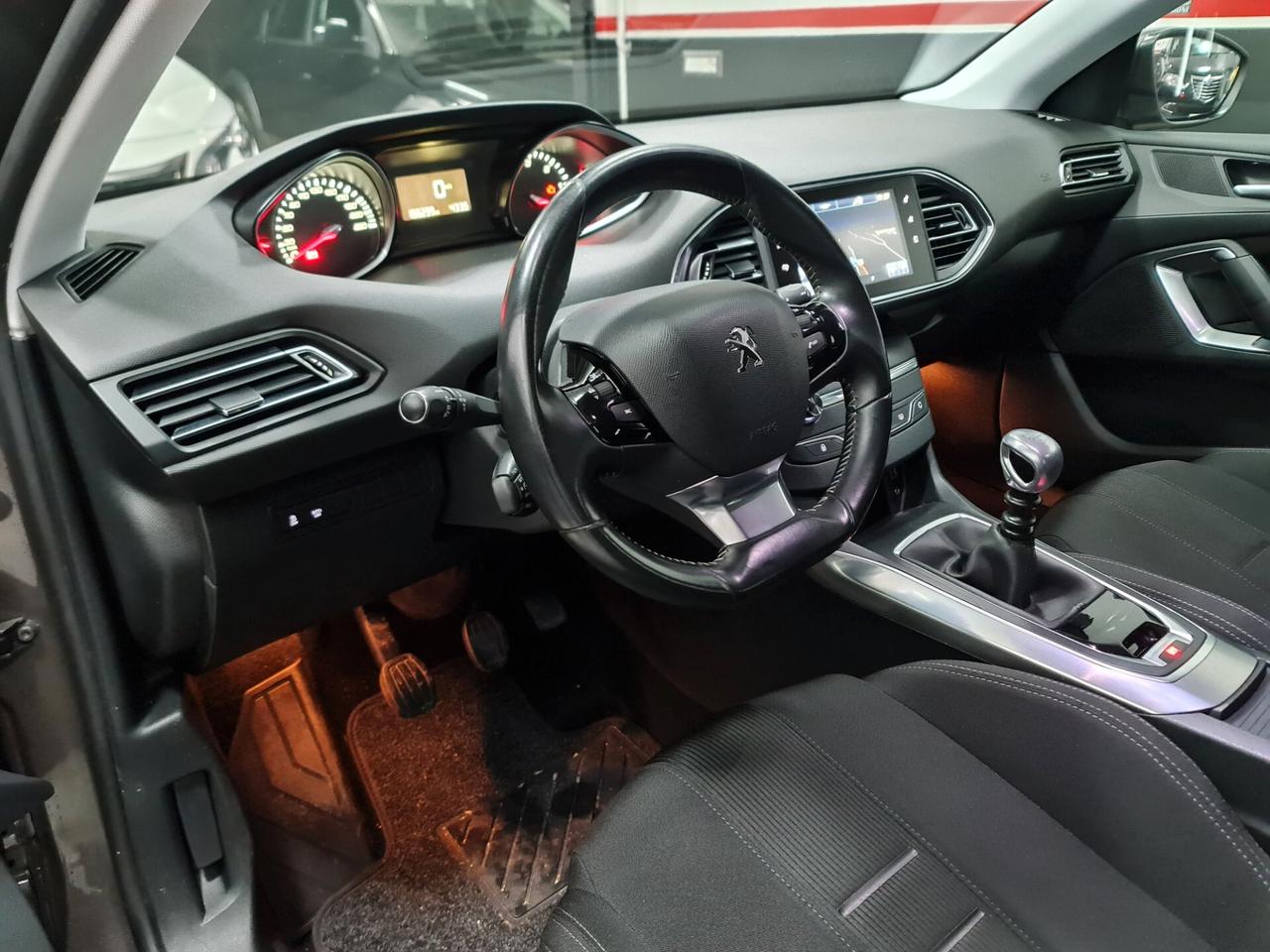 Peugeot 308 1.6 e-HDi 115 CV Stop&Start Allure