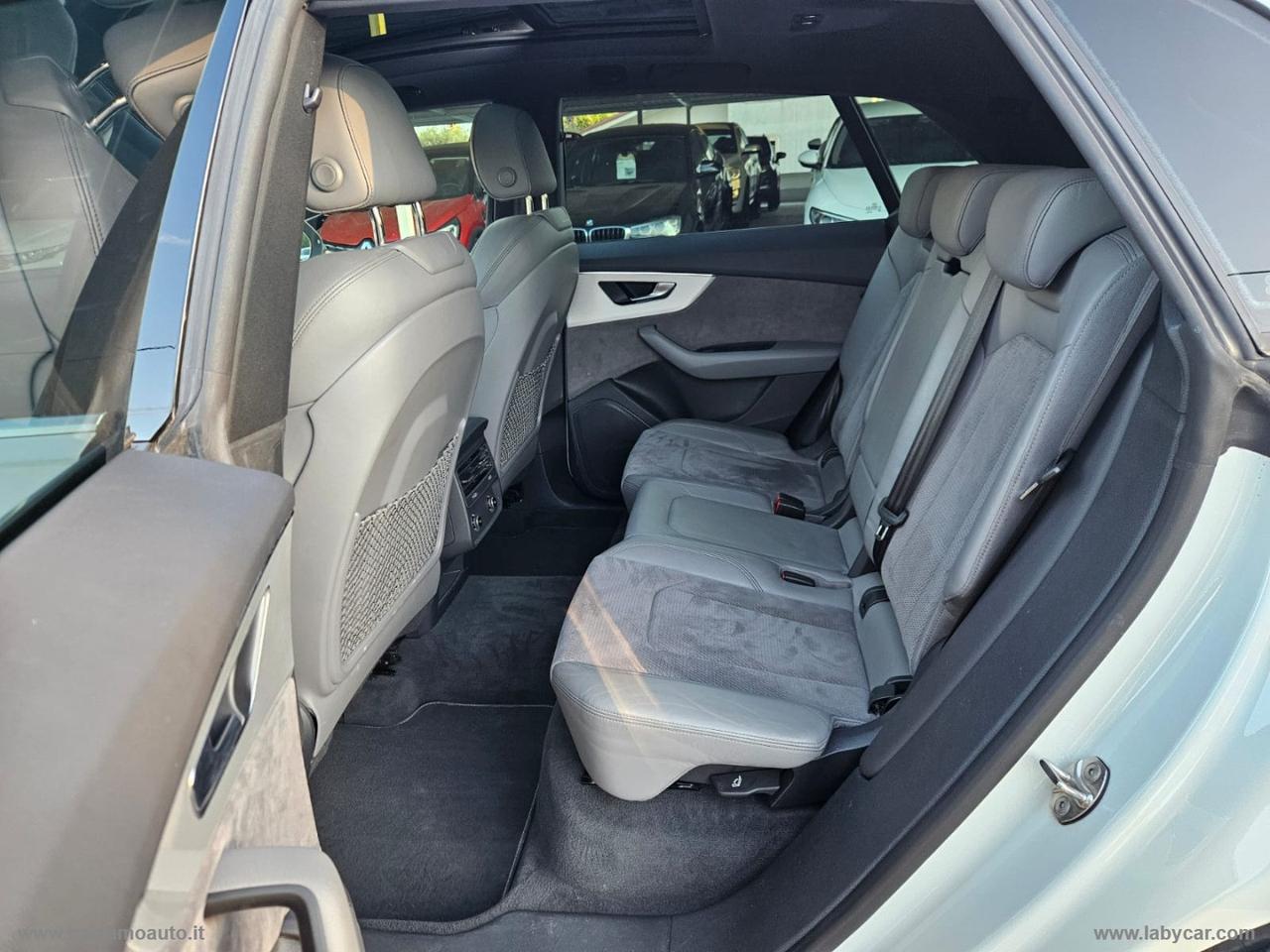 AUDI Q8 45 TDI S-LINE TETTO APRIBILE